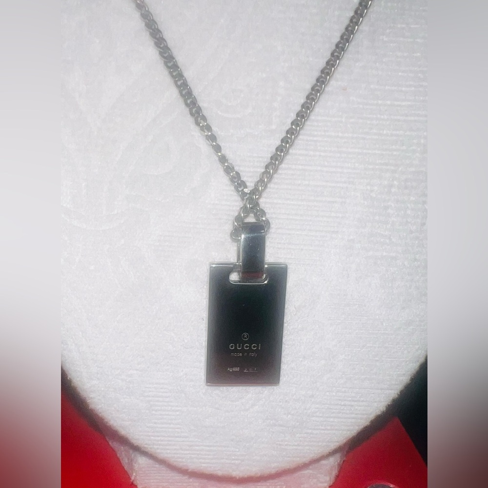 Gucci Silver-Tone Rectangular Pendant Necklace Wi… - image 4